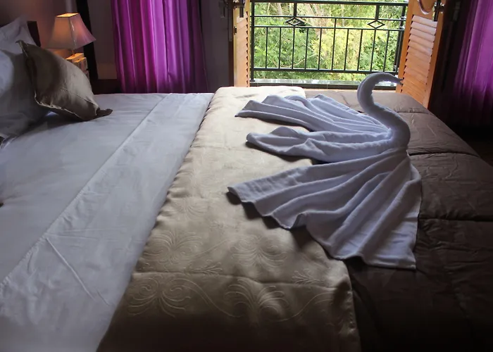 Kailash Garden Hotel 2*