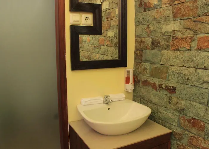 Kailash Garden Hotel