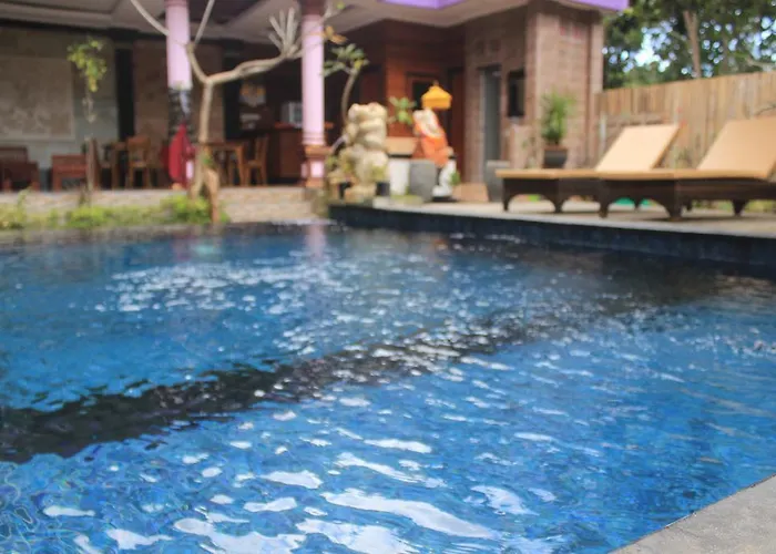 Kailash Garden Hotel 2*